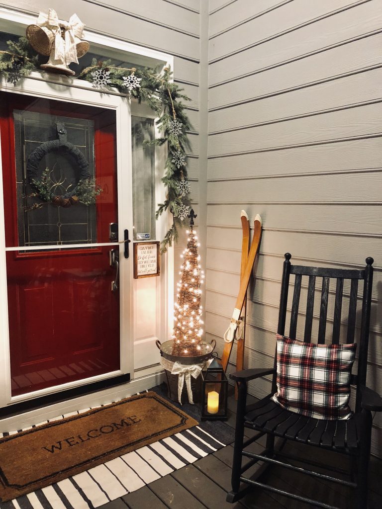 Simple outdoor rustic holiday porch