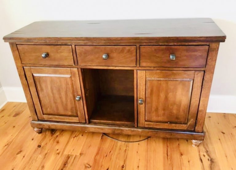How to strip and stain furniture for a coastal farmhouse look. - Cribbs ...